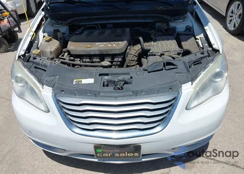 2014 Chrysler 200 Lx из США, поврежденный, VIN 1C3CCBAB1EN205499